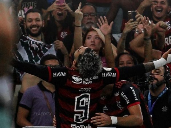 Cinque immagini di una serata di derby brasiliani